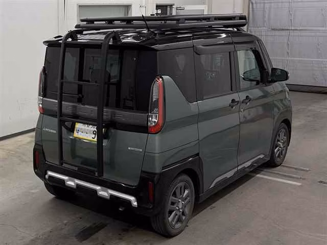 MITSUBISHI DELICA MINI