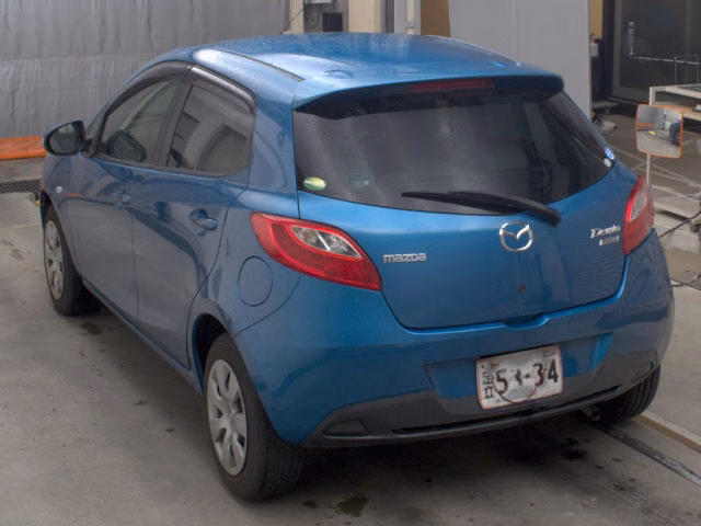 MAZDA DEMIO