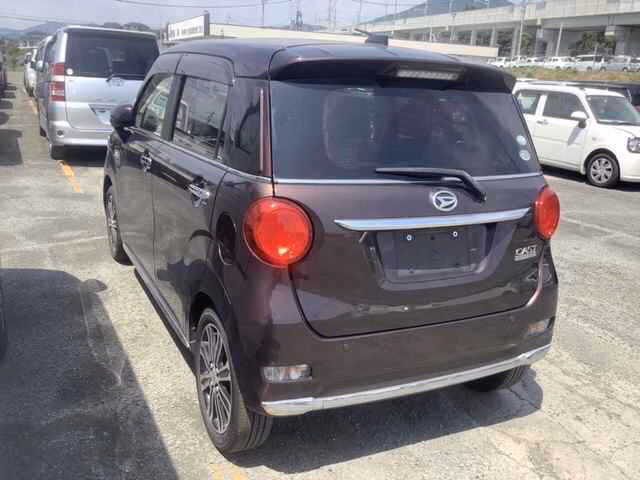DAIHATSU CAST