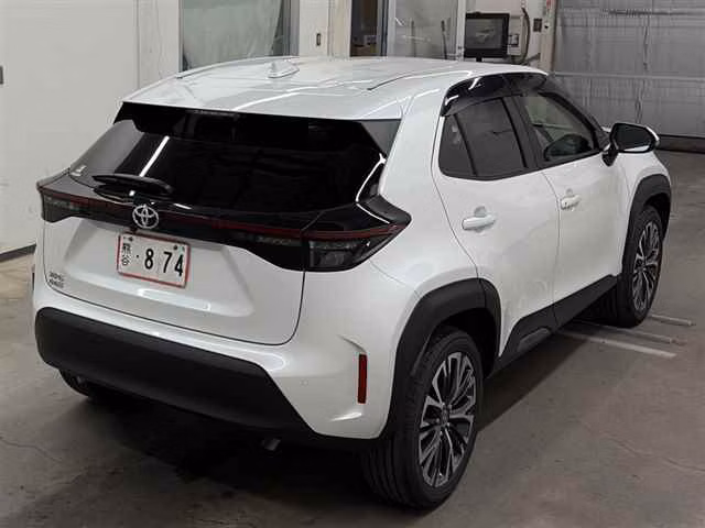 TOYOTA YARIS CROSS