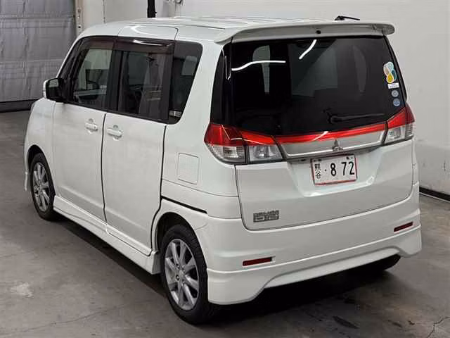 MITSUBISHI DELICA D:2