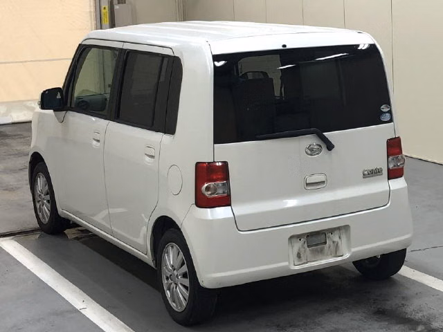 DAIHATSU MOVE CONTE
