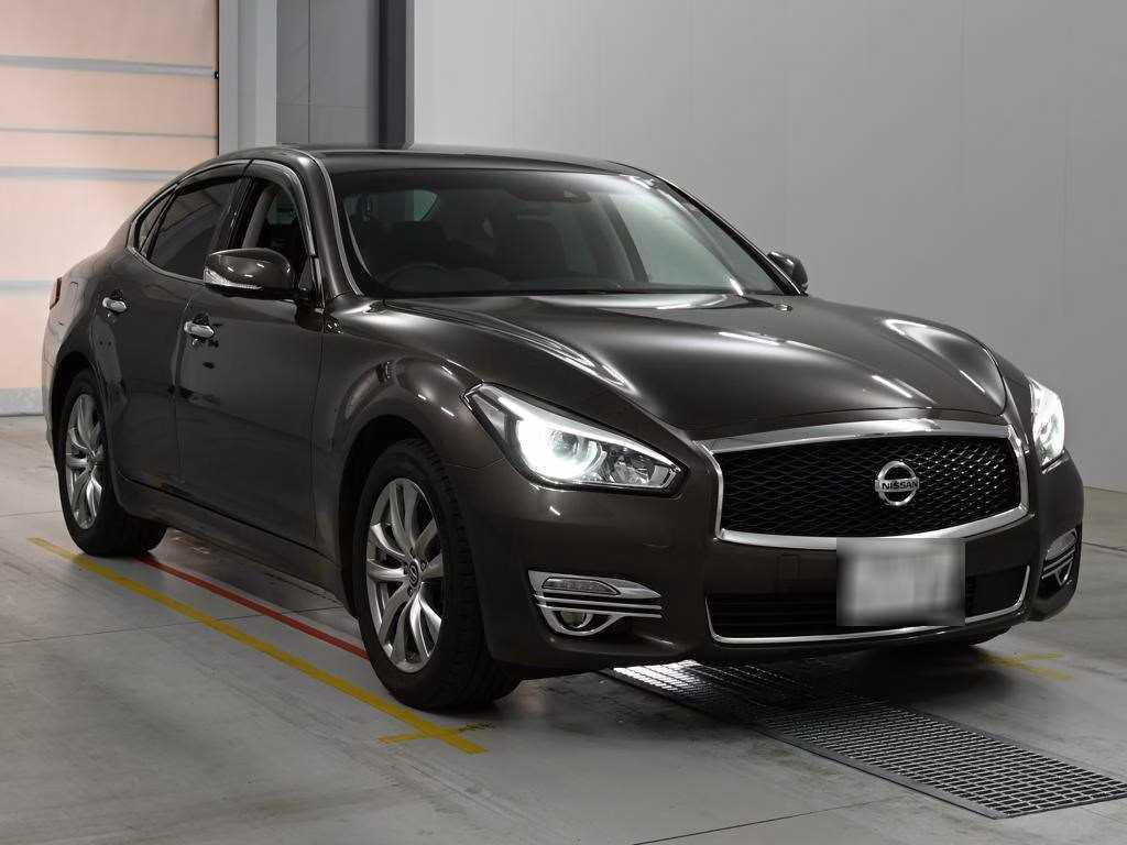 NISSAN FUGA