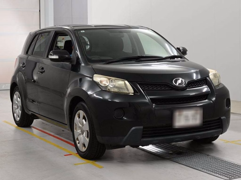TOYOTA IST