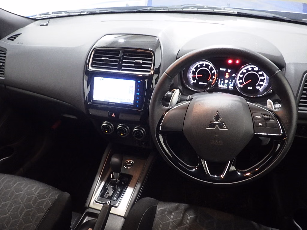 MITSUBISHI RVR