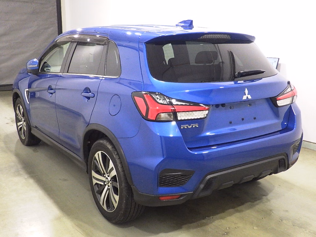 MITSUBISHI RVR