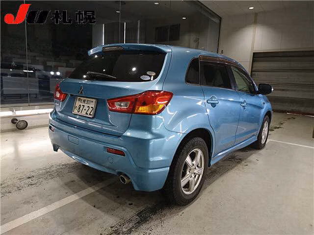 MITSUBISHI RVR
