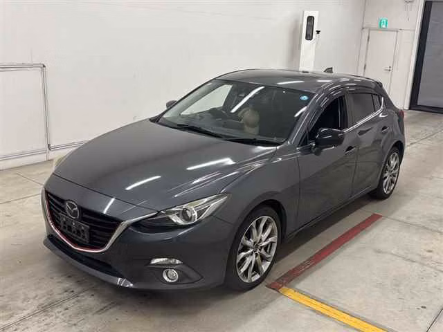 MAZDA AXELA