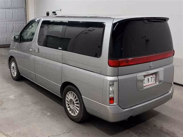 NISSAN ELGRAND
