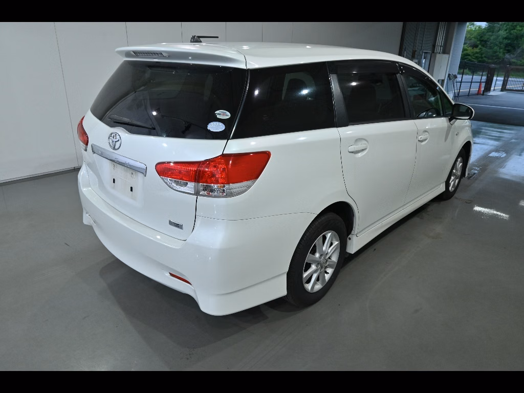 TOYOTA WISH