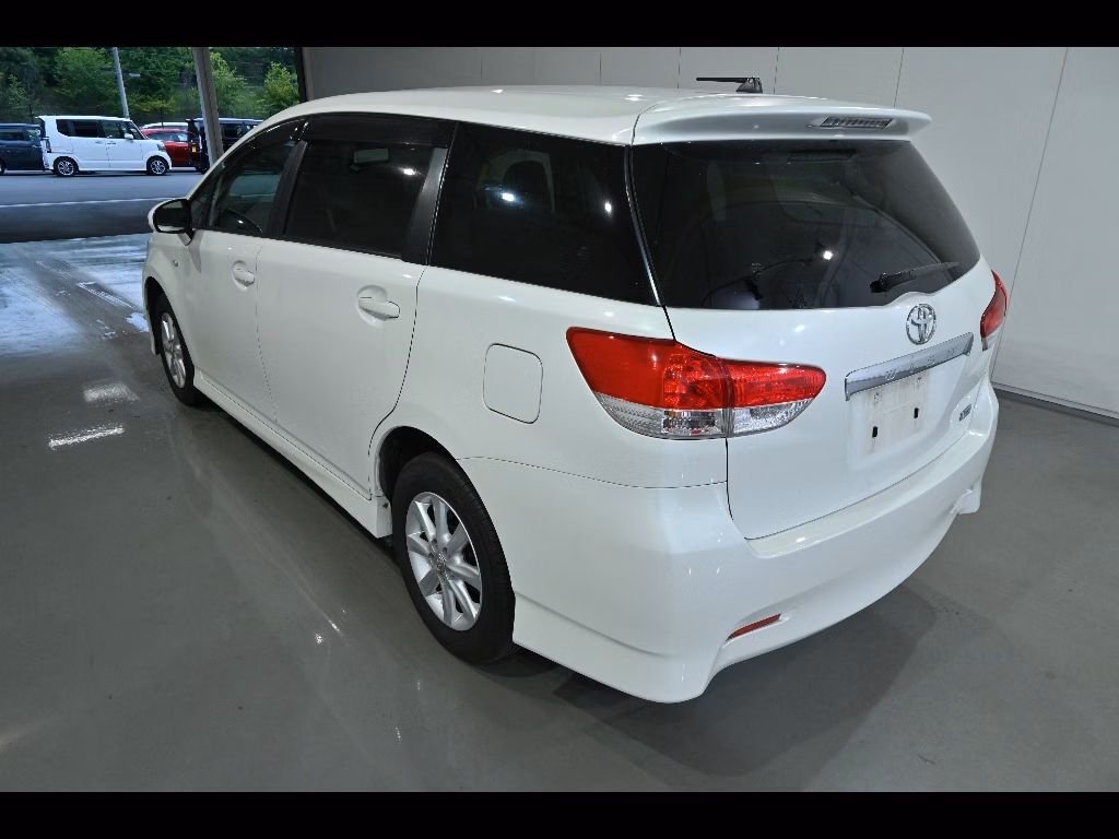 TOYOTA WISH