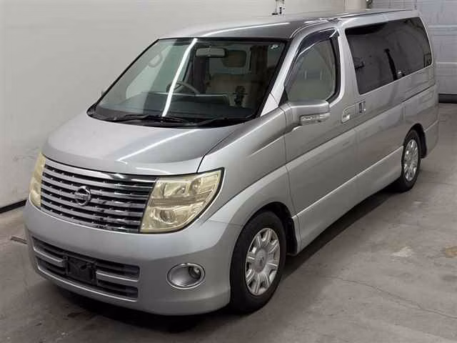 NISSAN ELGRAND