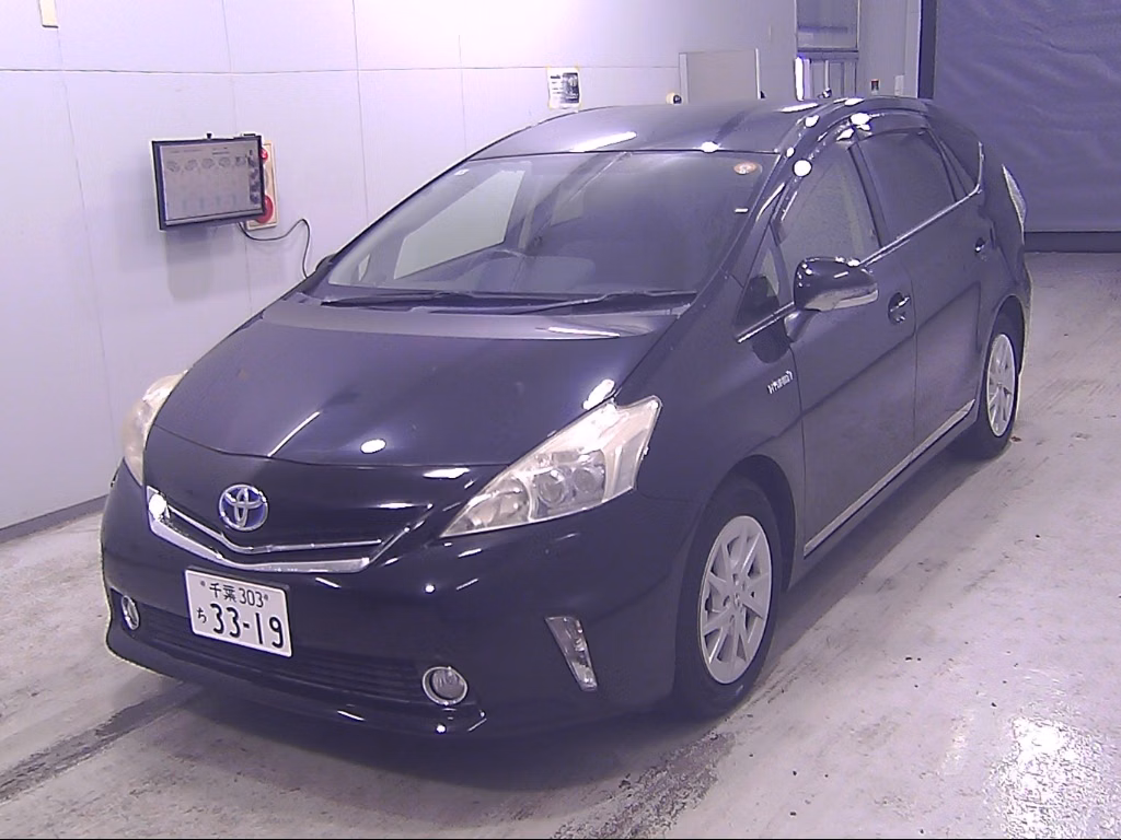 TOYOTA PRIUS ALPHA