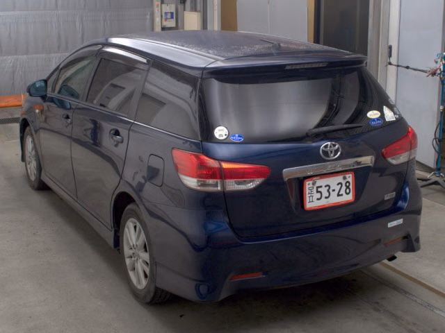 TOYOTA WISH