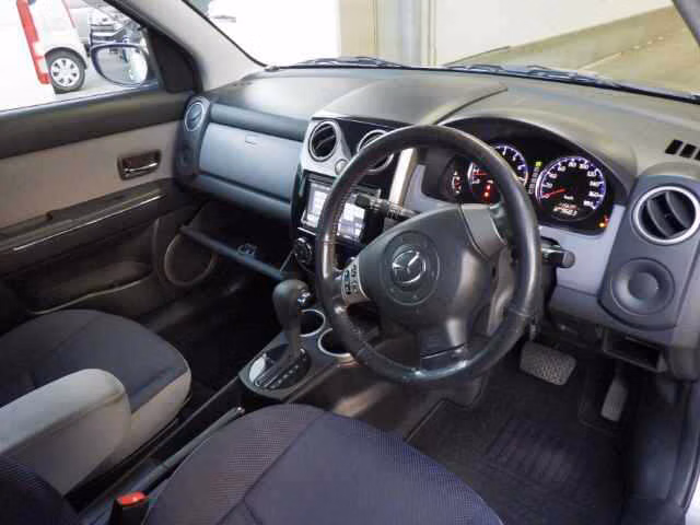 MAZDA VERISA