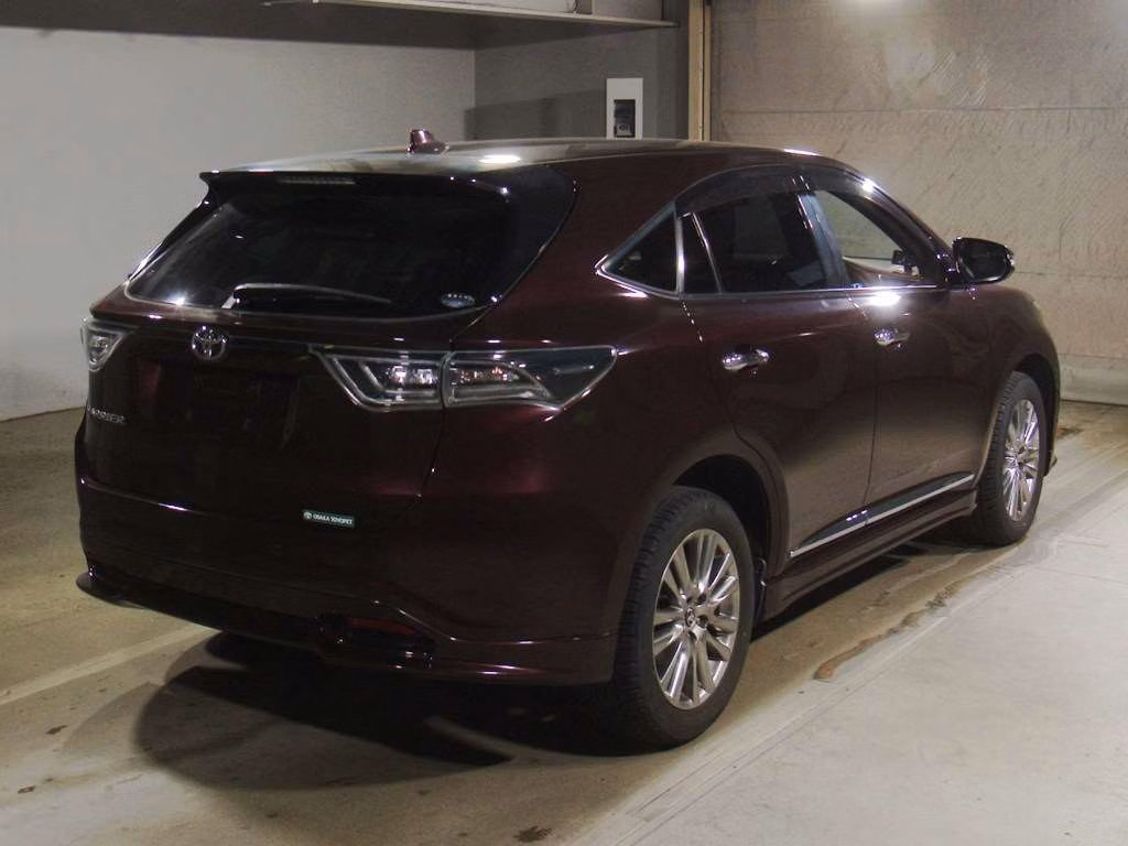 TOYOTA HARRIER