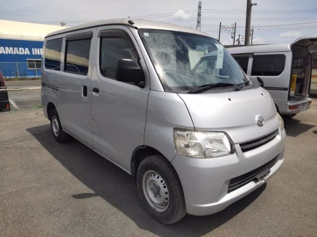 TOYOTA LITE ACE