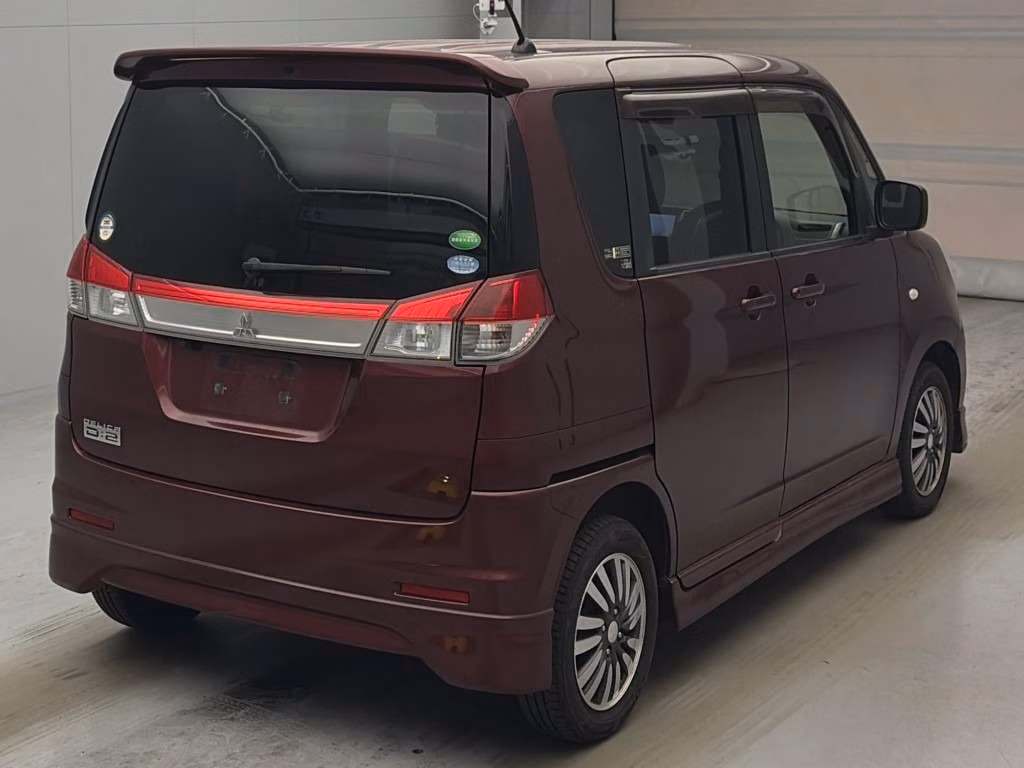MITSUBISHI DELICA D:2