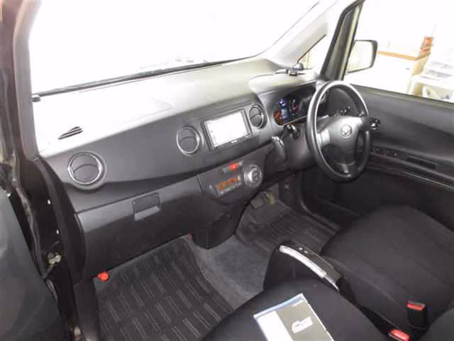 DAIHATSU TANTO EXE