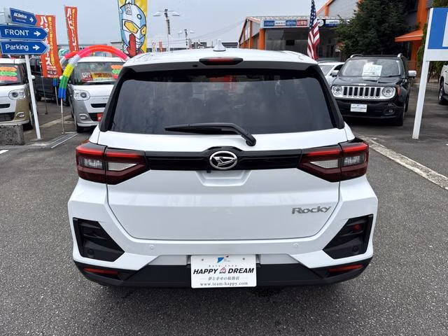 DAIHATSU ROCKY