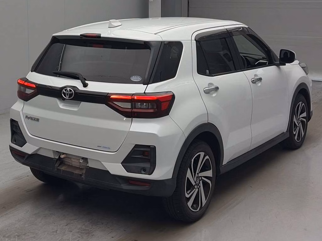 TOYOTA RAIZE