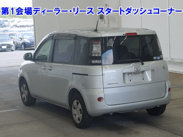 TOYOTA SIENTA