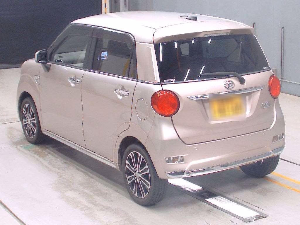 DAIHATSU CAST