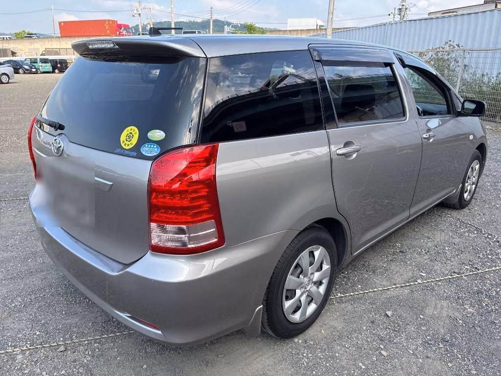 TOYOTA WISH