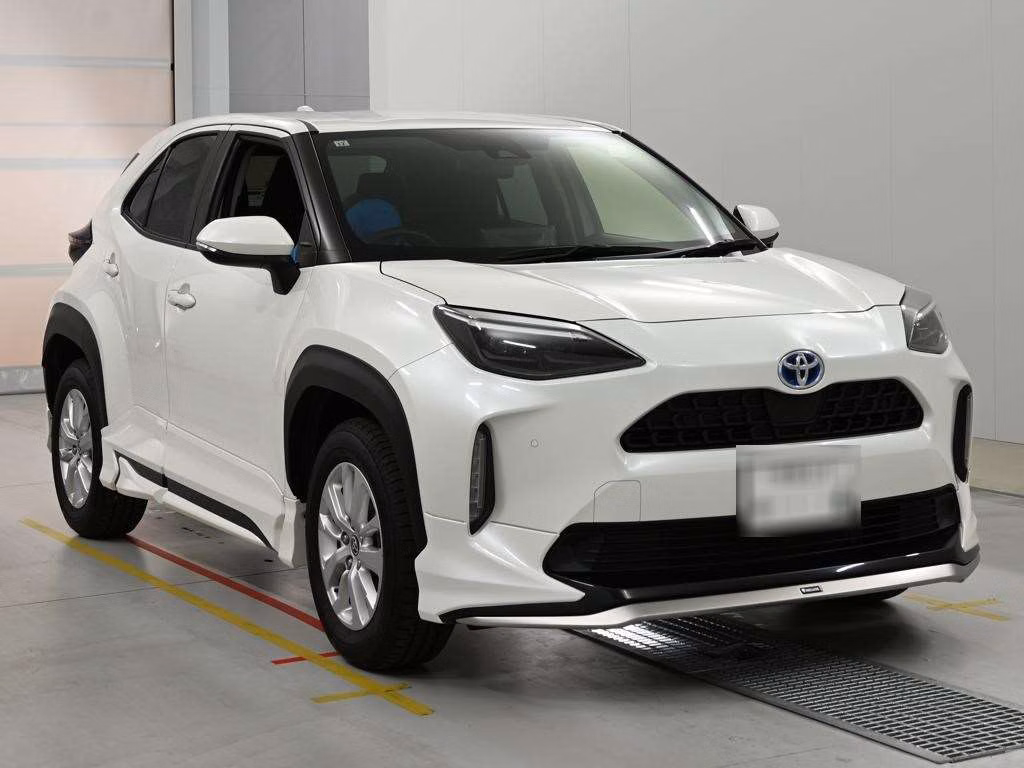 TOYOTA YARIS CROSS