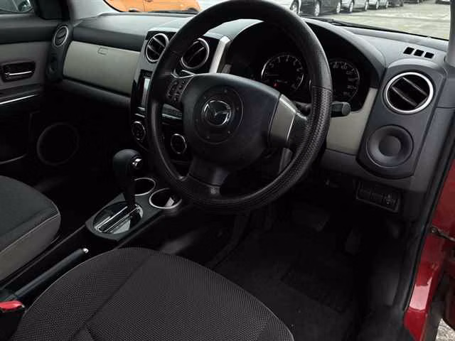 MAZDA VERISA
