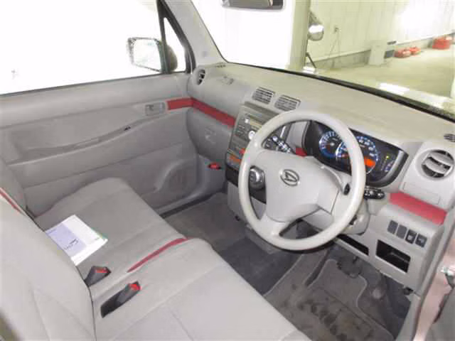 DAIHATSU MOVE CONTE