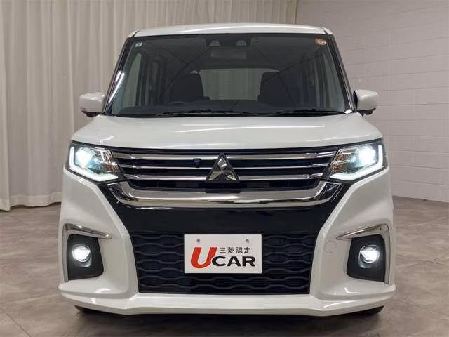 MITSUBISHI DELICA D:2
