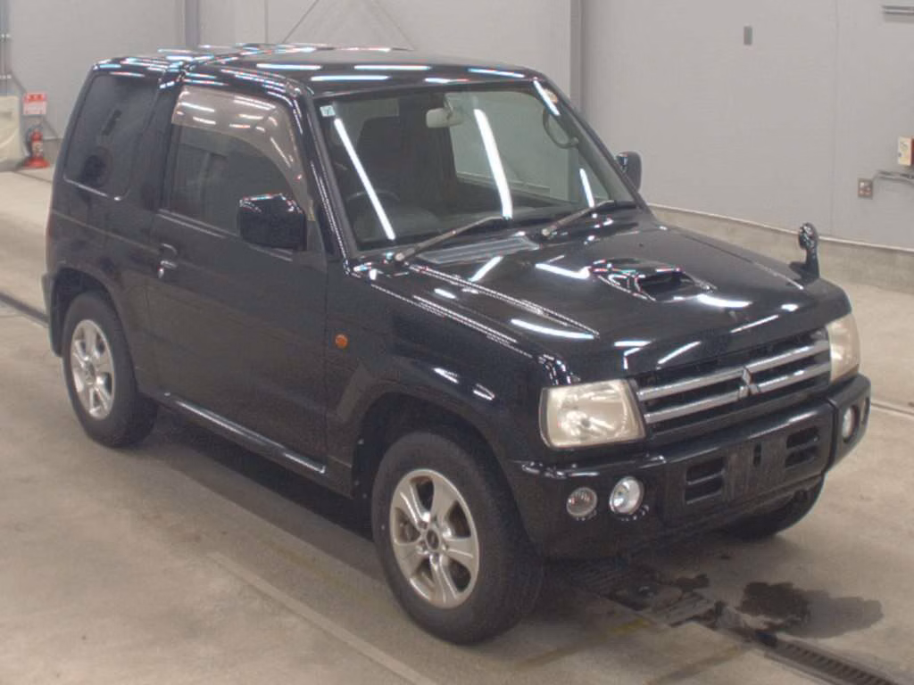 MITSUBISHI PAJERO MINI