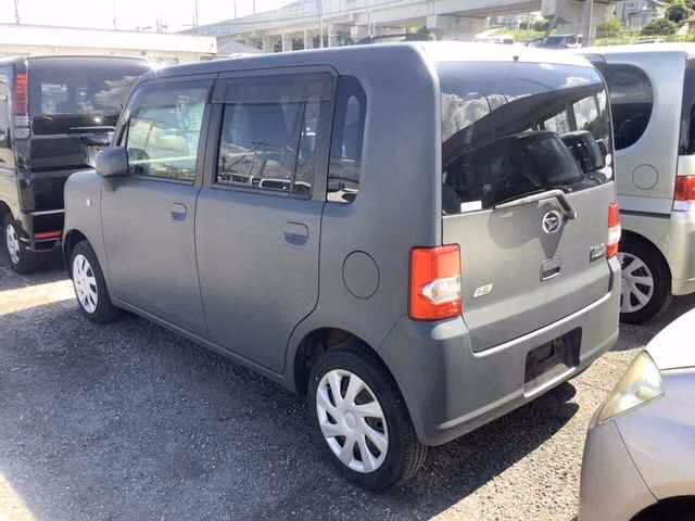 DAIHATSU MOVE CONTE