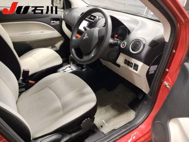 MITSUBISHI MIRAGE