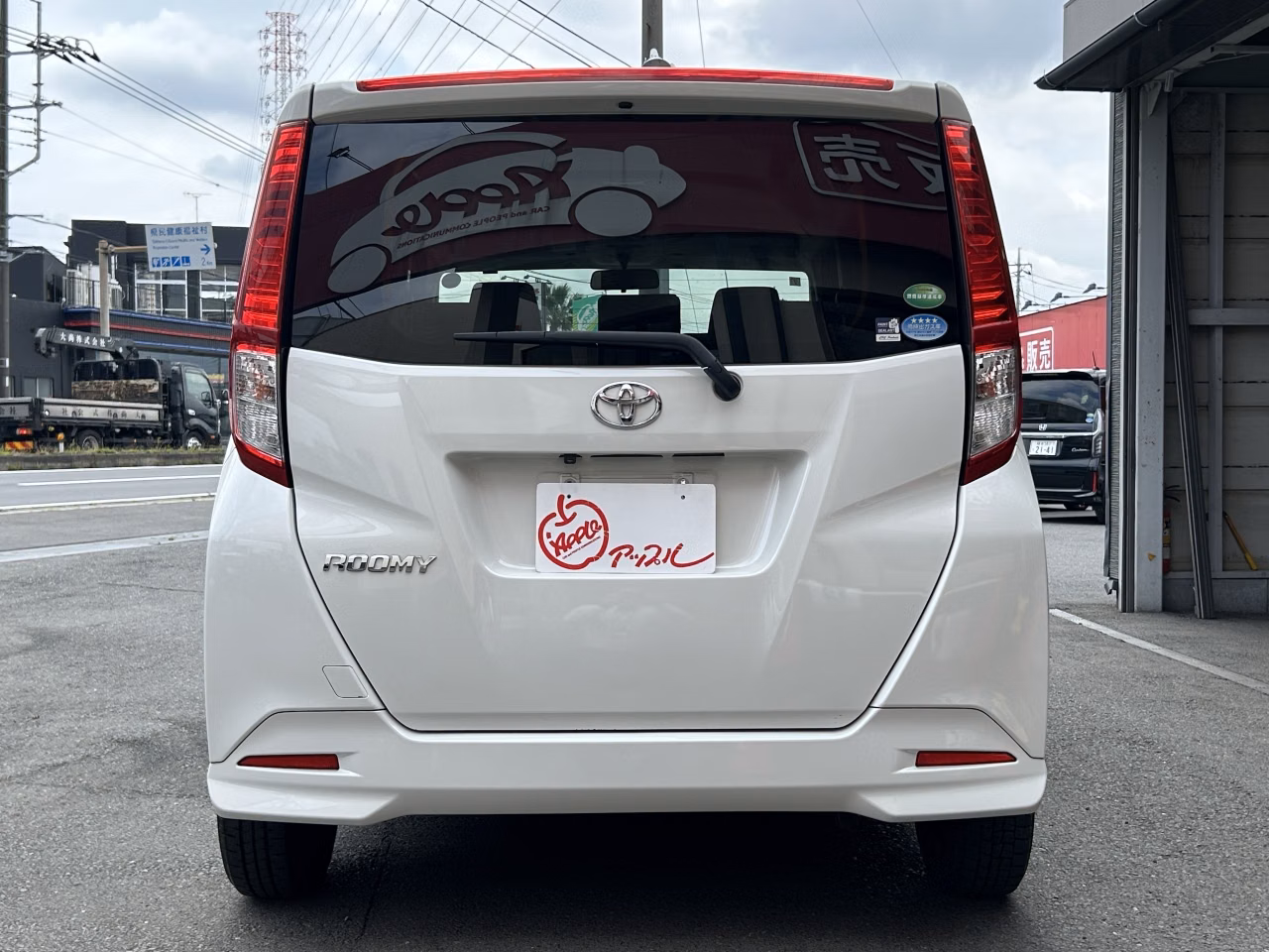 TOYOTA ROOMY