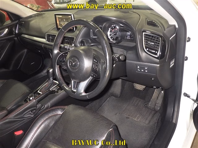 MAZDA AXELA