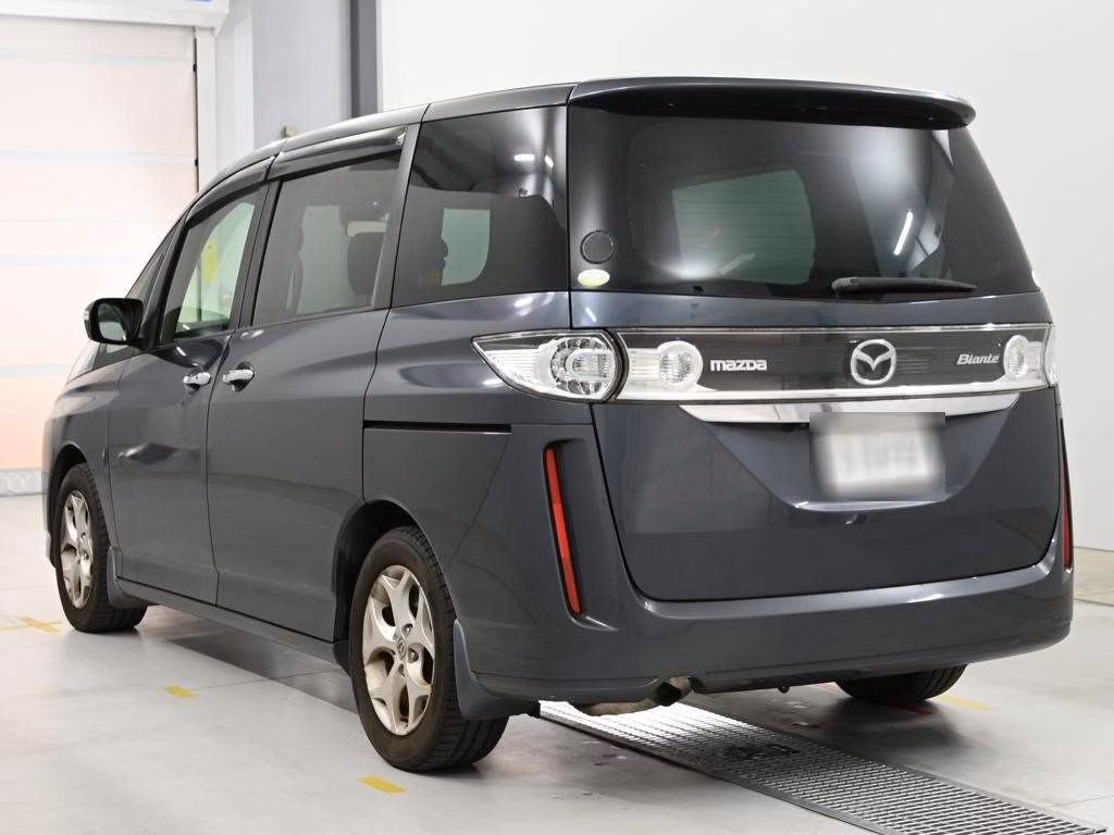MAZDA BIANTE