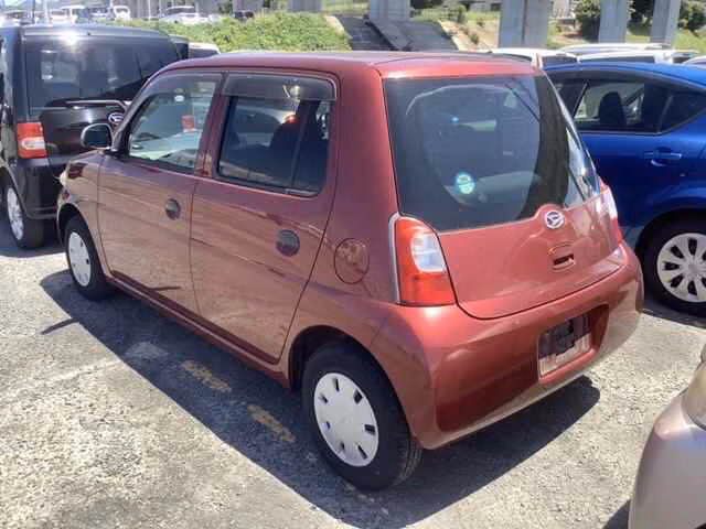 DAIHATSU ESSE