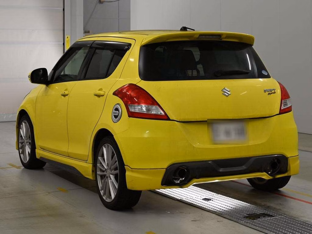 SUZUKI SWIFT