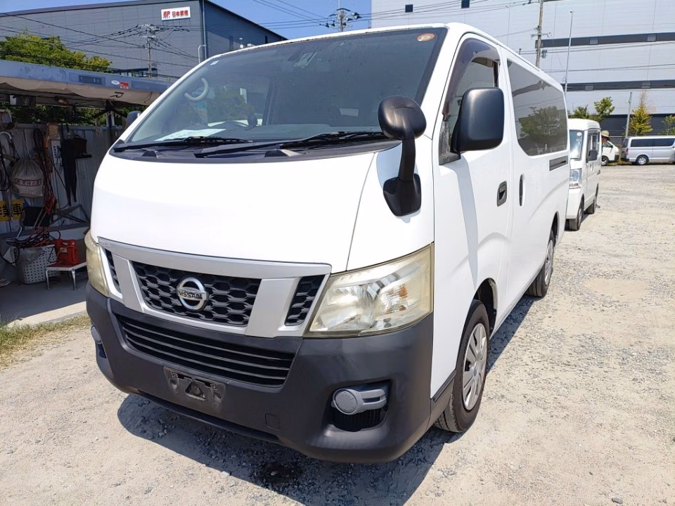 NISSAN NV350 CARAVAN