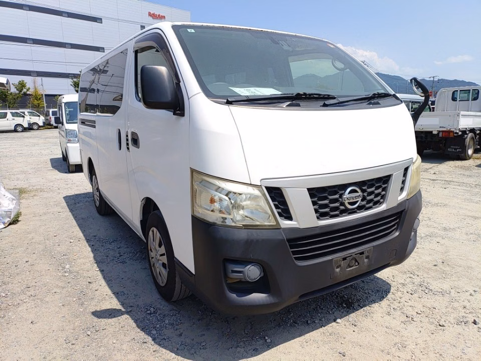 NISSAN NV350 CARAVAN