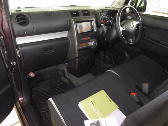 DAIHATSU MOVE CONTE
