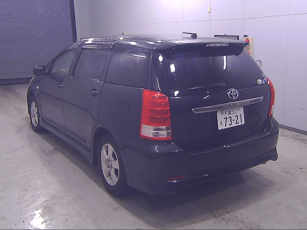 TOYOTA WISH