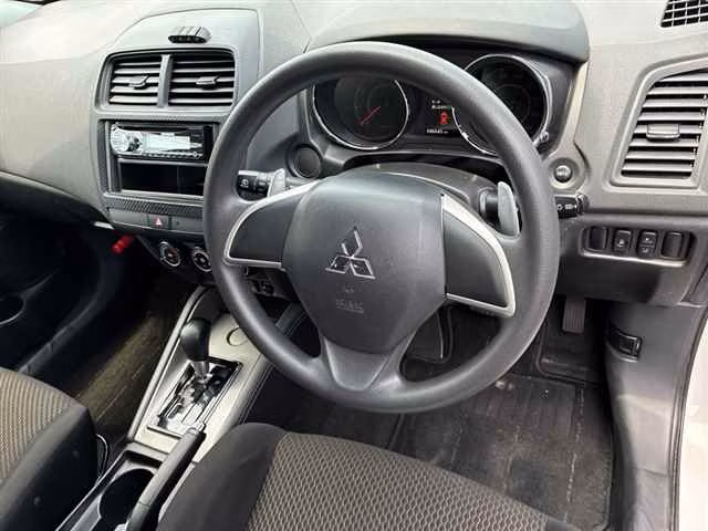 MITSUBISHI RVR