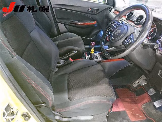 SUZUKI SWIFT