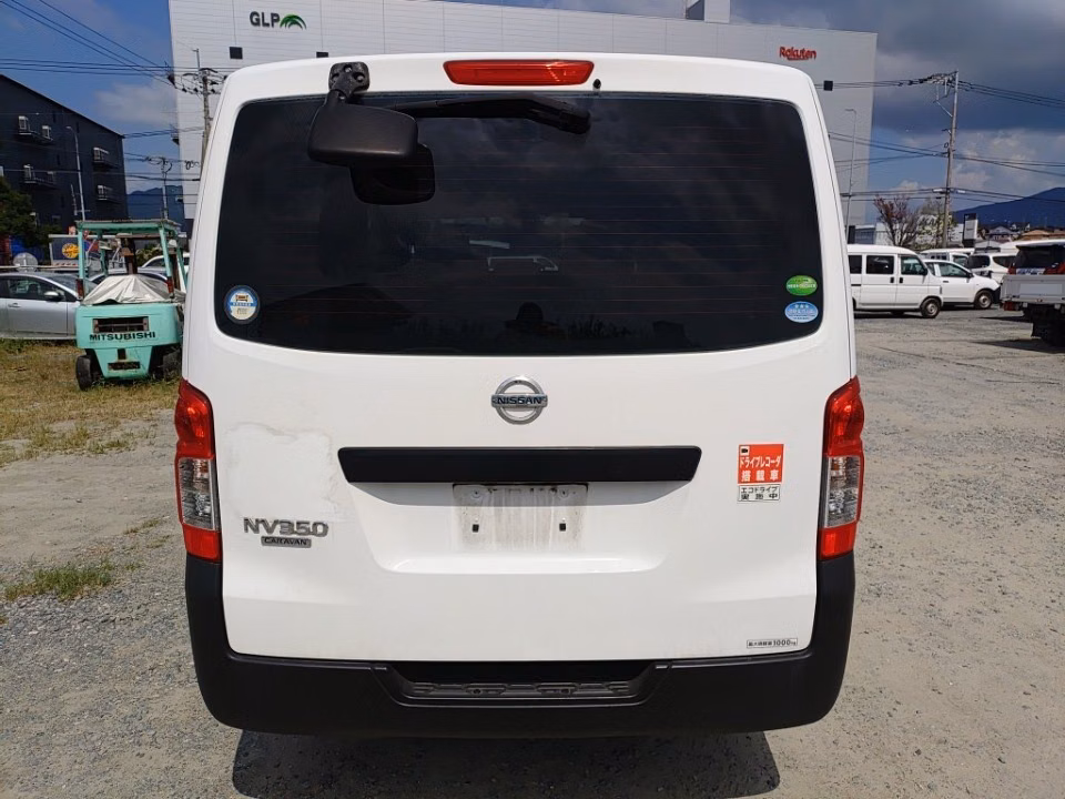 NISSAN NV350 CARAVAN