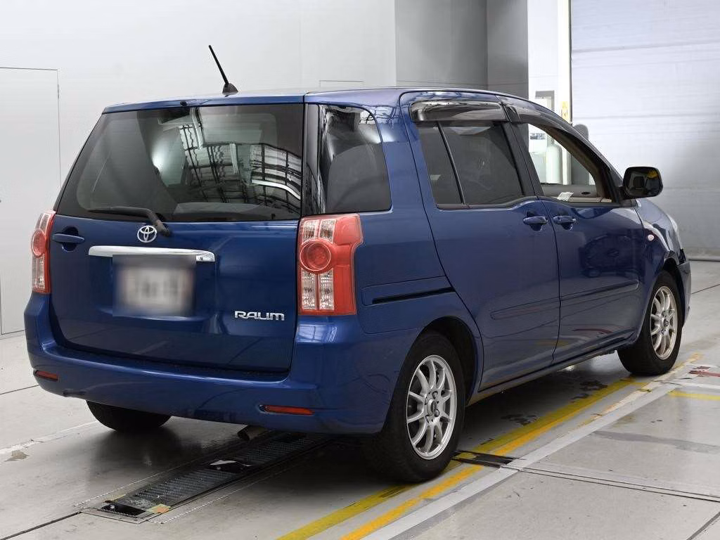 TOYOTA RAUM