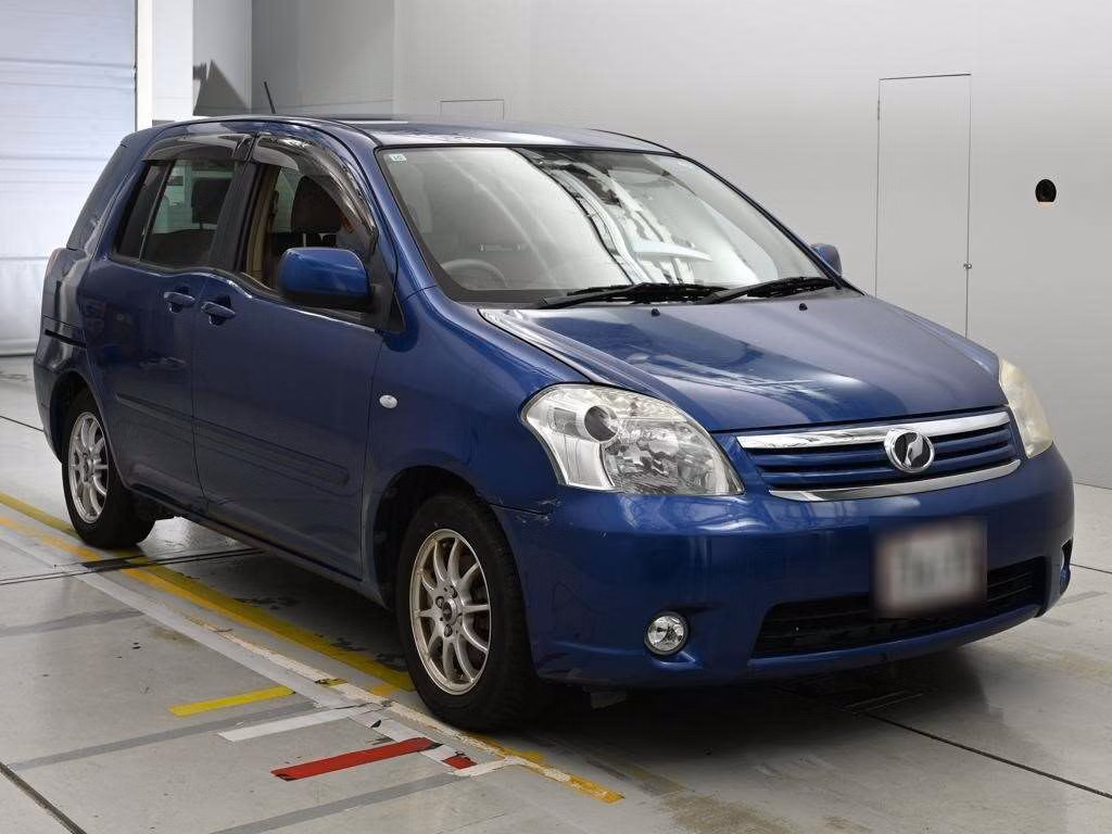 TOYOTA RAUM