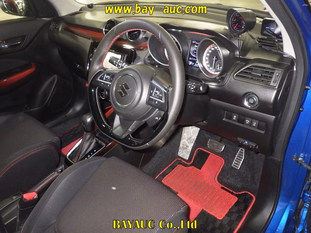 SUZUKI SWIFT